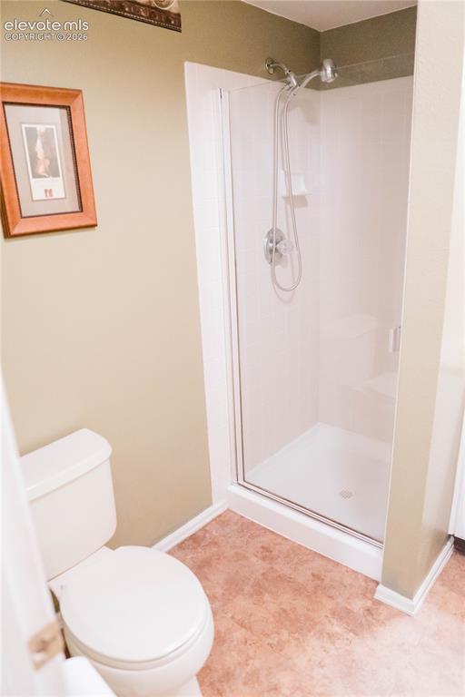 Image 14 of 34: full main level bathroom