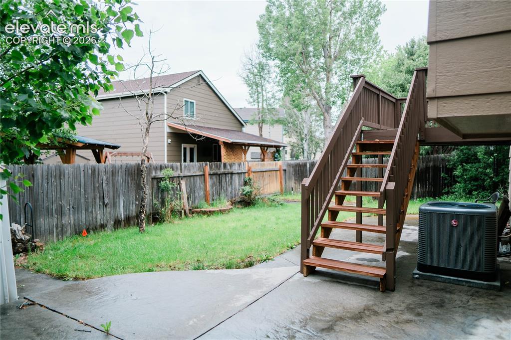 Image 33 of 34: Back of Structure