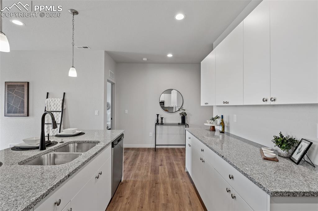 Image 10 of 38: Kitchen