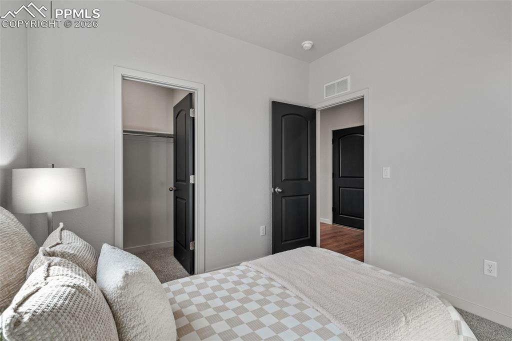 Image 18 of 38: Bedroom