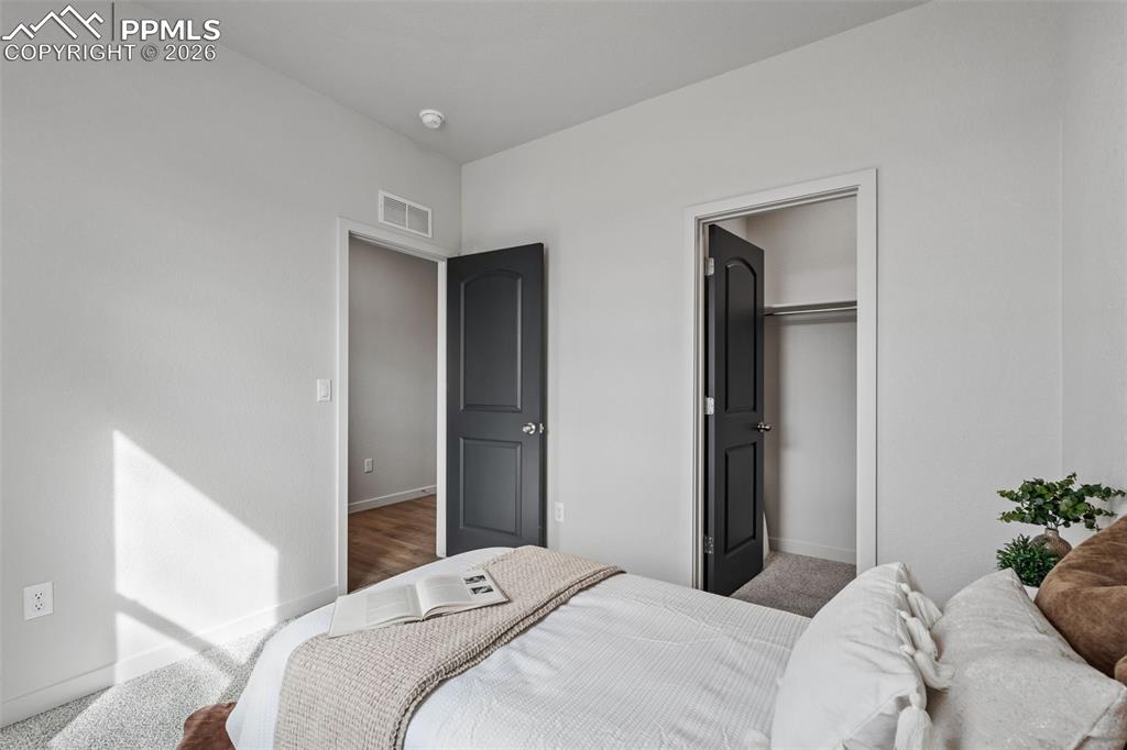 Image 21 of 38: Bedroom