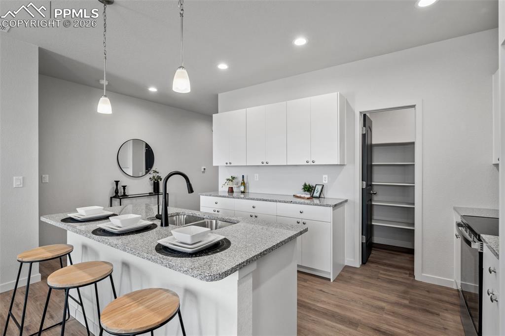 Image 8 of 38: Kitchen