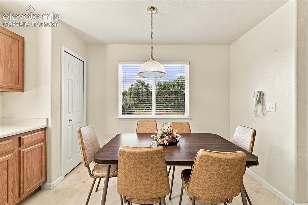 Image 10 of 41: Dining Area