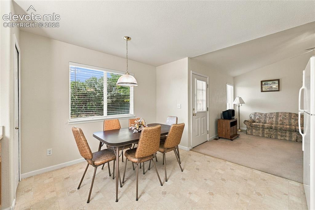 Image 11 of 41: Dining Area