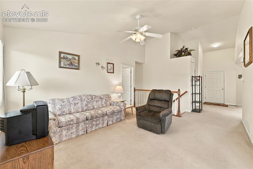 Image 14 of 41: Living Room