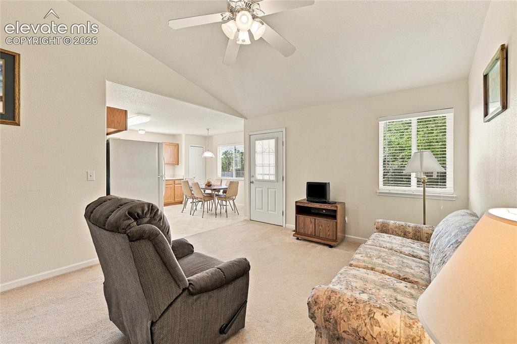 Image 17 of 41: Living Room