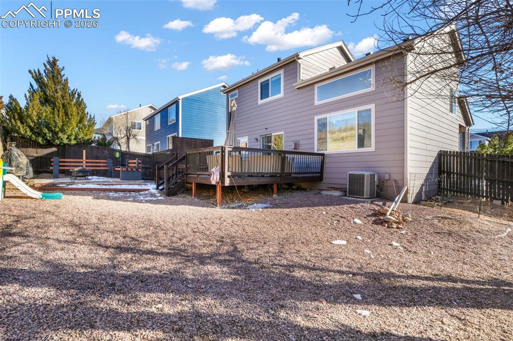 Image 46 of 50: Back of Structure