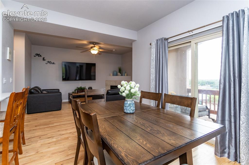 Image 12 of 44: Dining Area