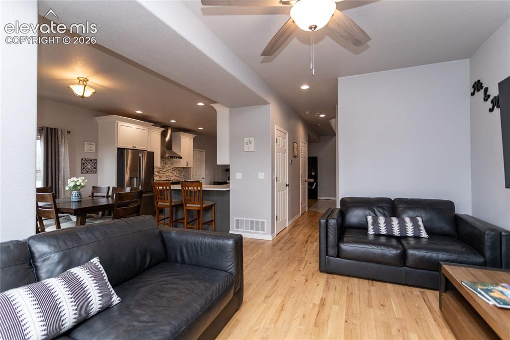 Image 14 of 44: Living Room