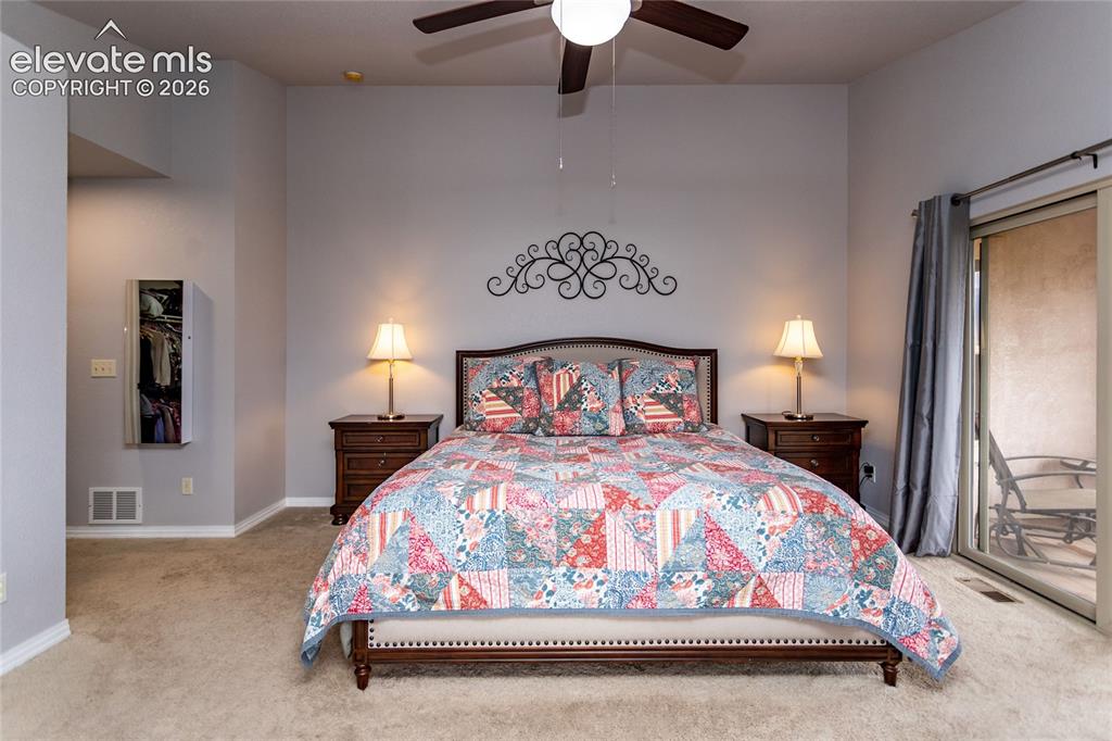 Image 16 of 44: Bedroom