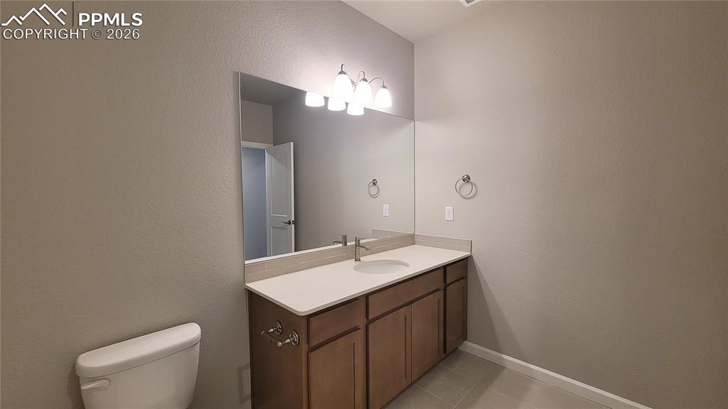 Image 29 of 38: Bathroom