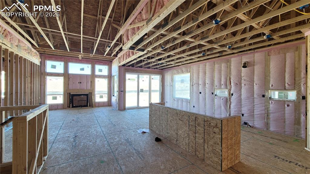 Image 6 of 17: Kitchen