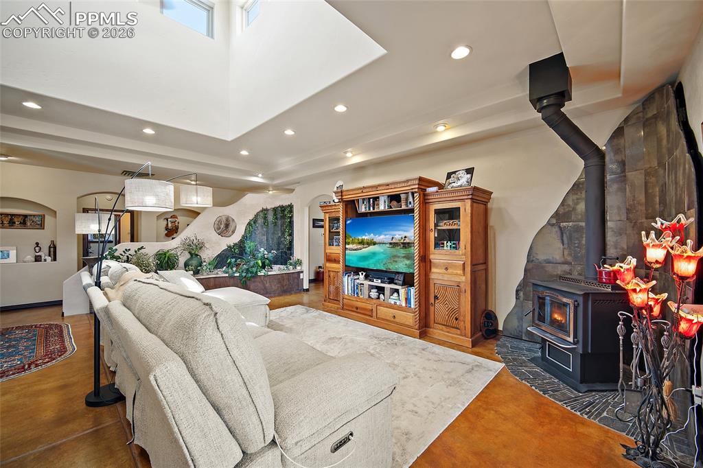 Image 15 of 47: Living Room