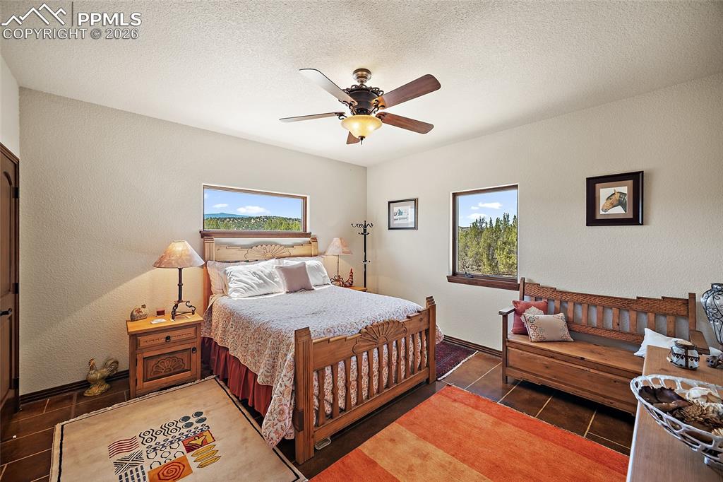 Image 25 of 47: Bedroom