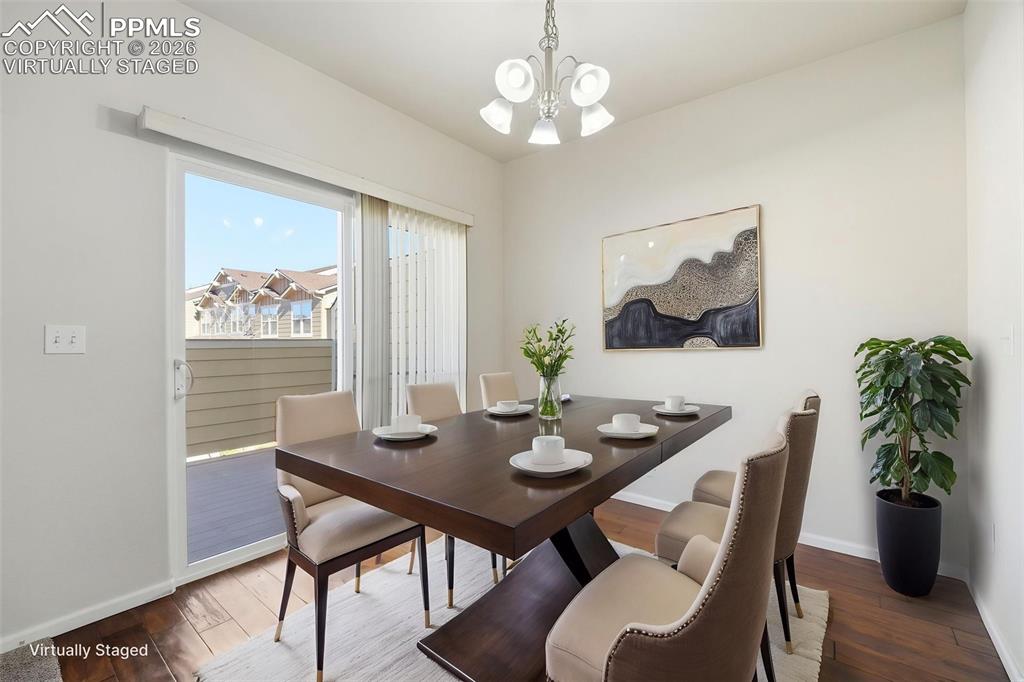 Image 17 of 50: Virtually Staged