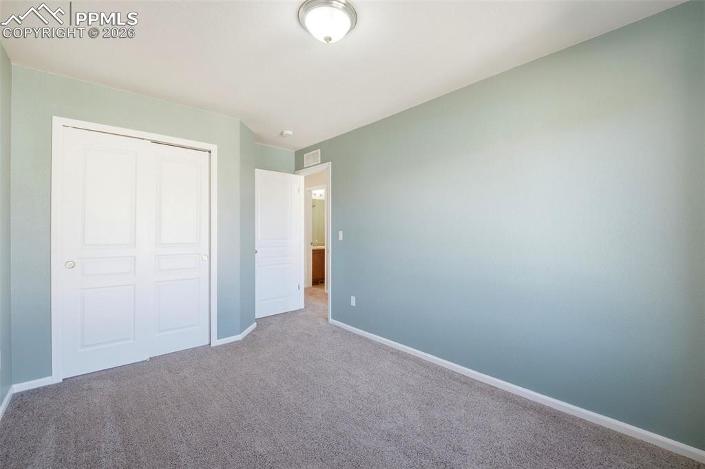 Image 28 of 50: Bedroom