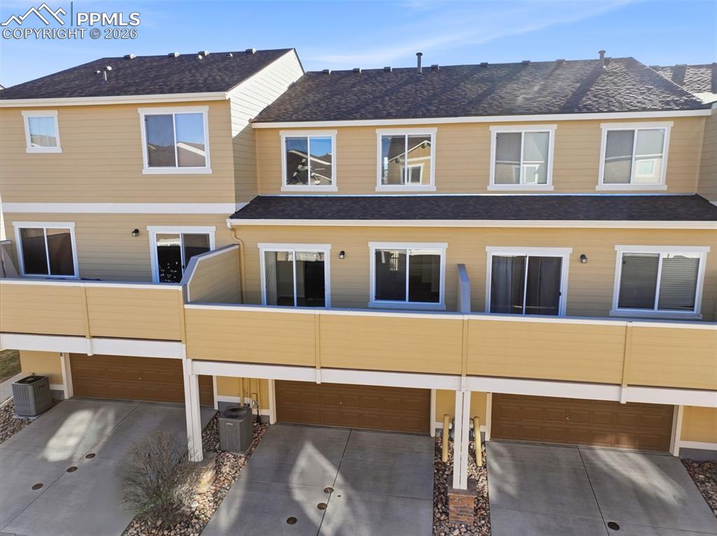 Image 45 of 50: Back of Structure