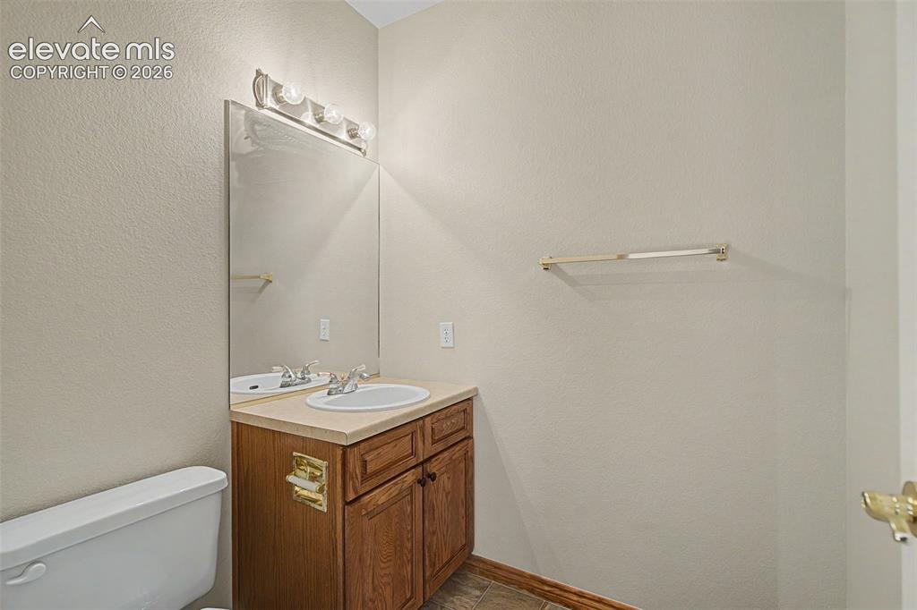 Image 41 of 50: Basement 1/2 bath