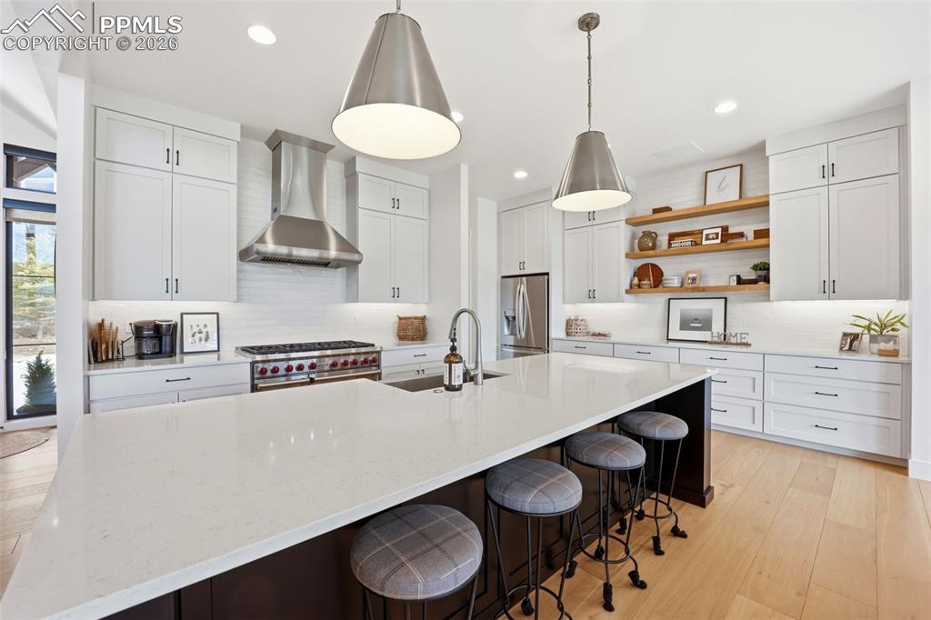 Image 11 of 50: Kitchen