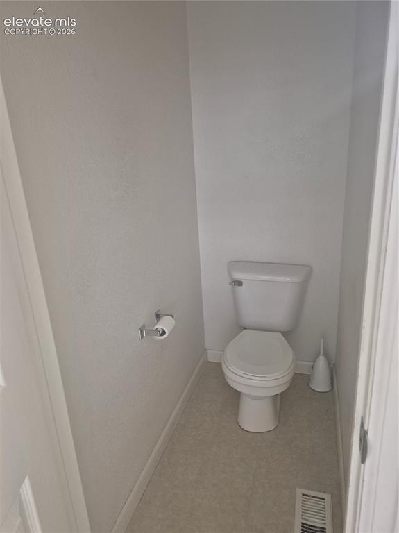 Image 36 of 49: Bathroom