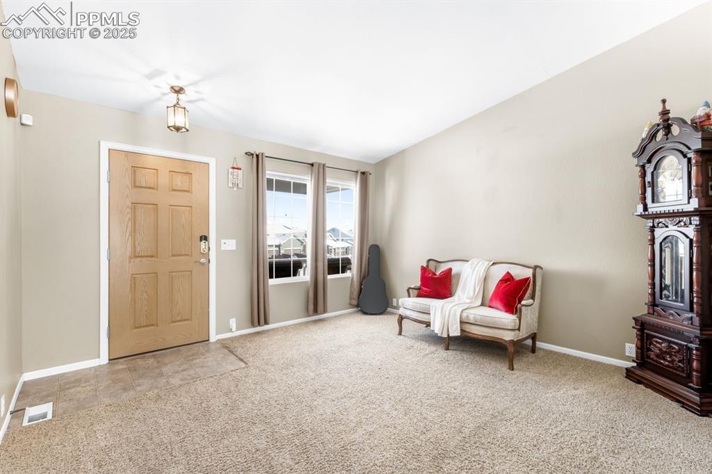 Image 2 of 22: Entry