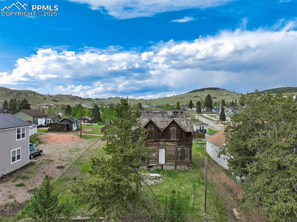 Image 10 of 20: View