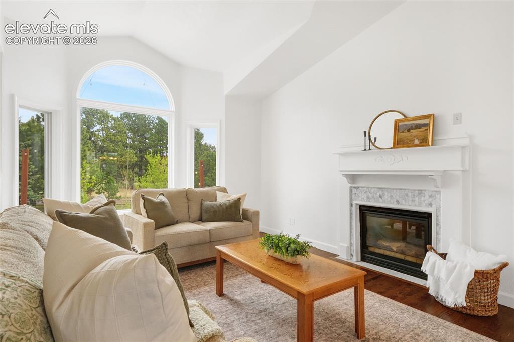 Image 8 of 50: Floor Plan