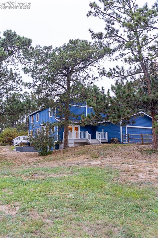 Image 46 of 47: Large lot looking towards home.