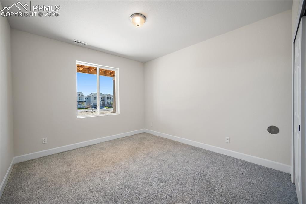 Image 37 of 44: Bedroom