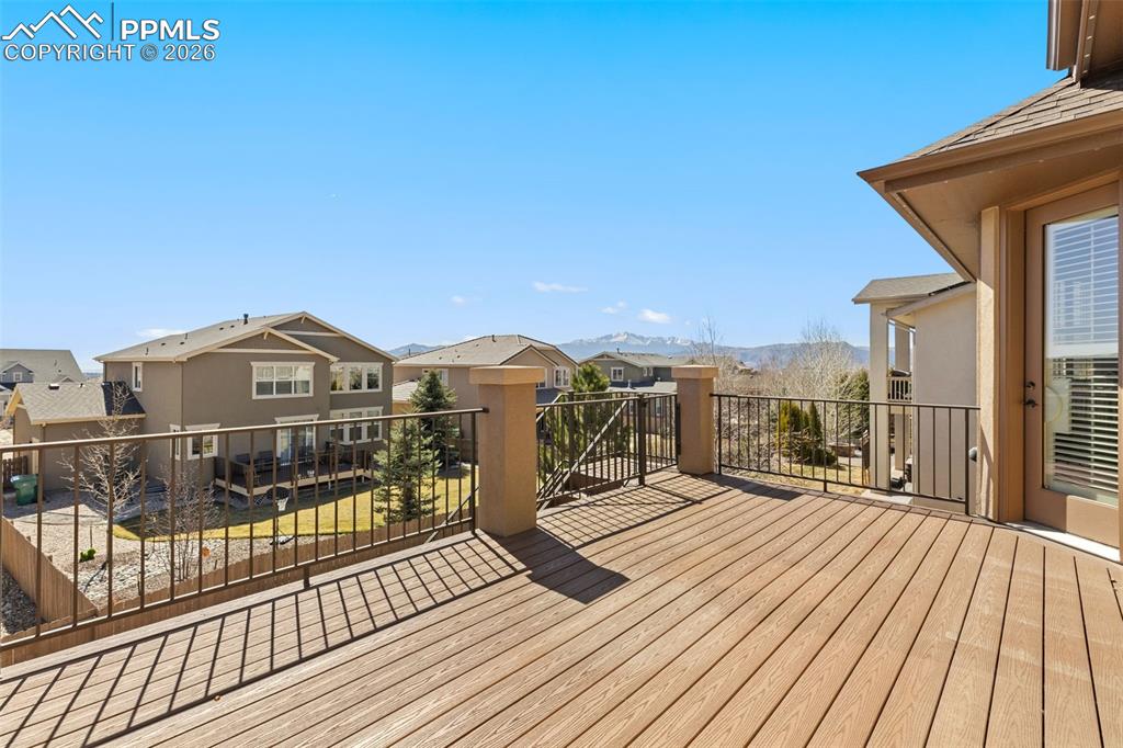 Image 46 of 50: Deck