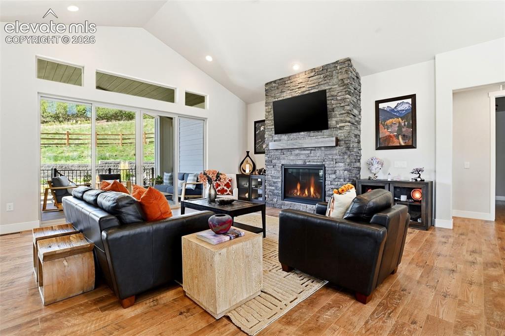 Image 4 of 46: Living Room