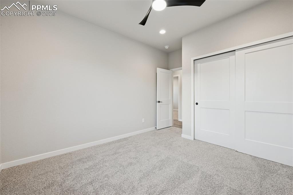 Image 23 of 35: Bedroom