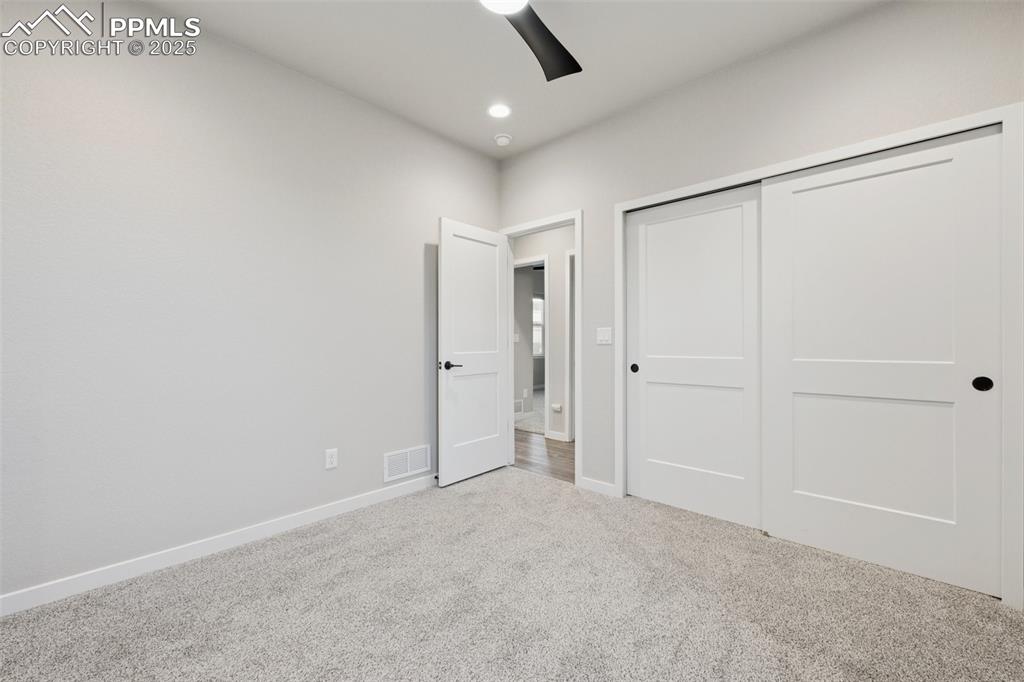 Image 27 of 35: Bedroom