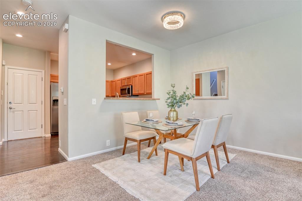 Image 13 of 44: Dining Area