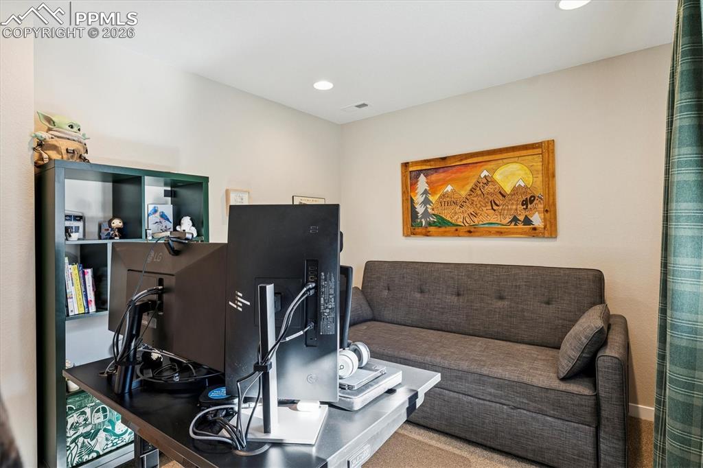 Image 17 of 22: Bedroom #3 Perfect for Home Office or Guests