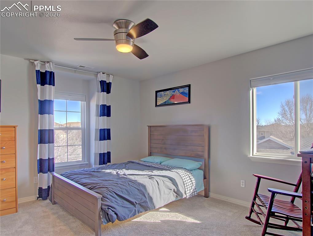 Image 25 of 43: Bedroom