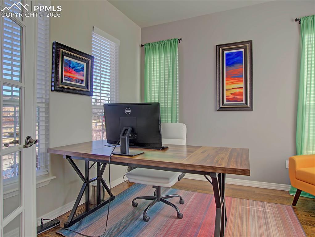 Image 4 of 43: Office