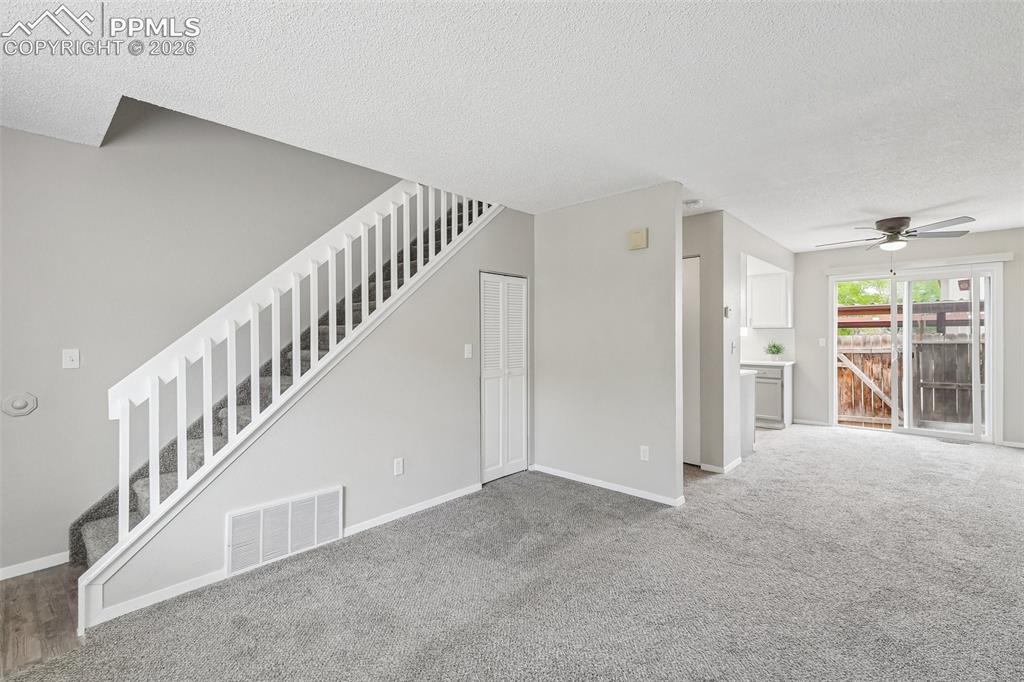 Image 11 of 36: Living Room