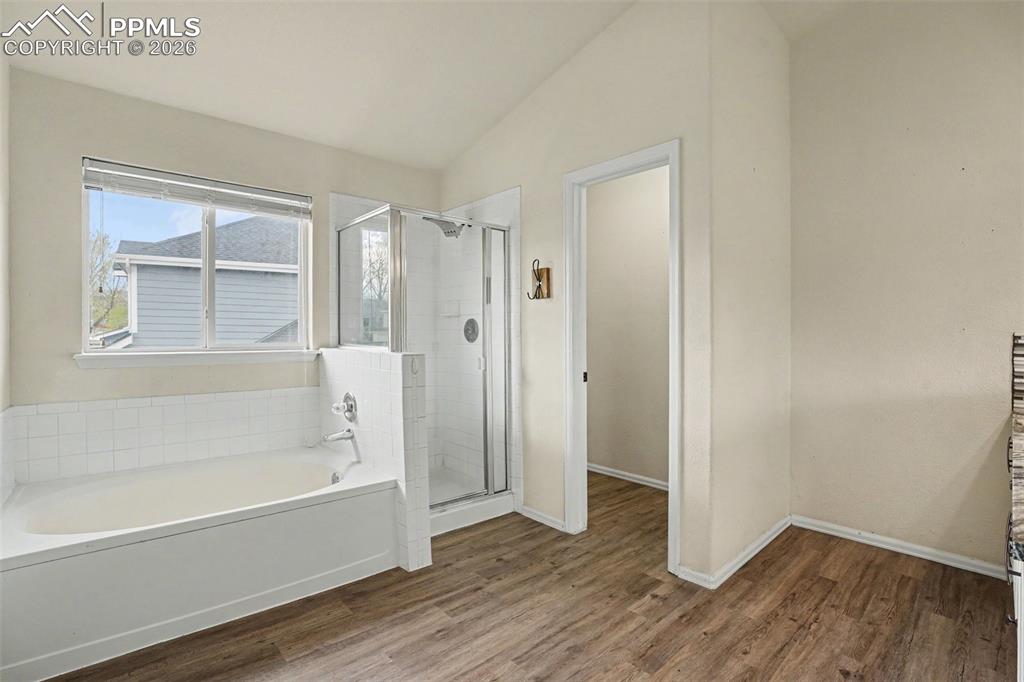 Image 23 of 32: Master Bathroom