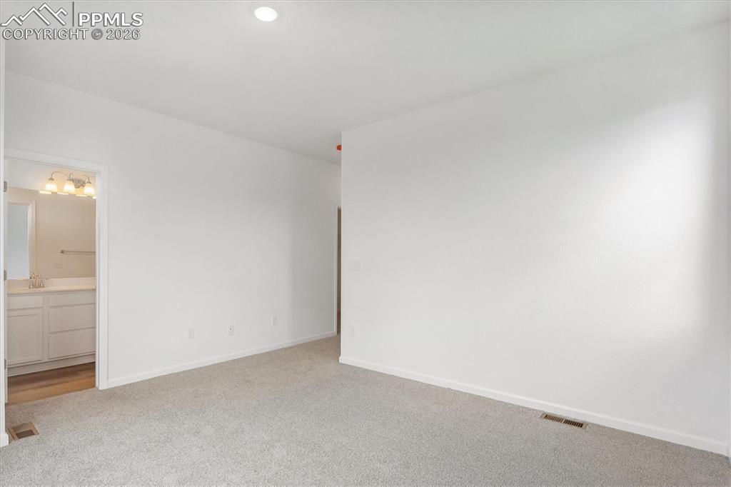 Image 14 of 20: No Description Available