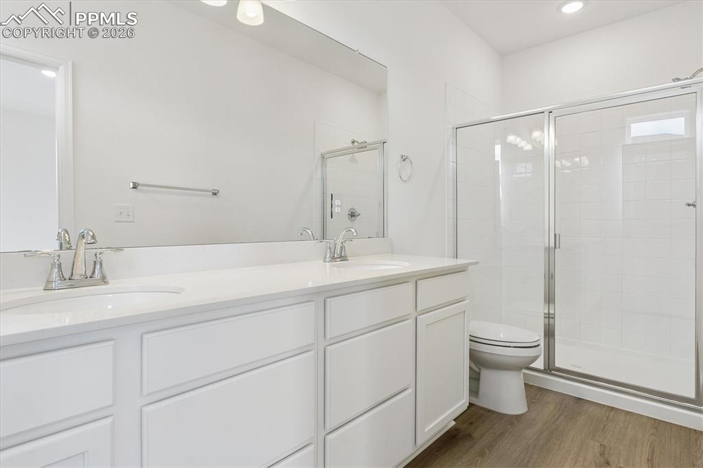 Image 16 of 20: No Description Available