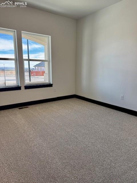 Image 2 of 26: Bedroom