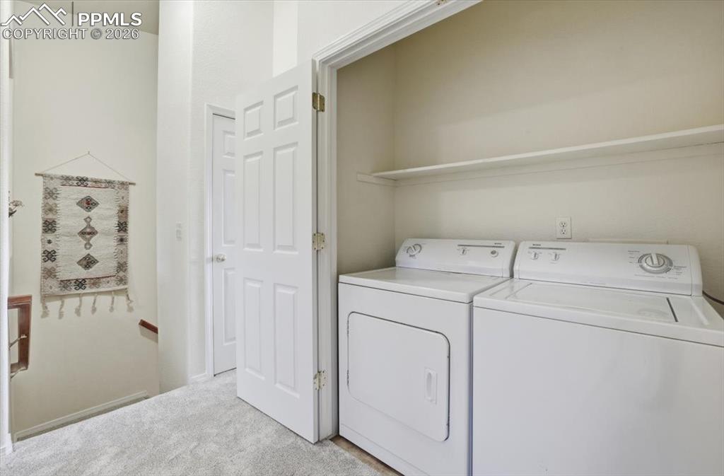 Image 21 of 32: Laundry