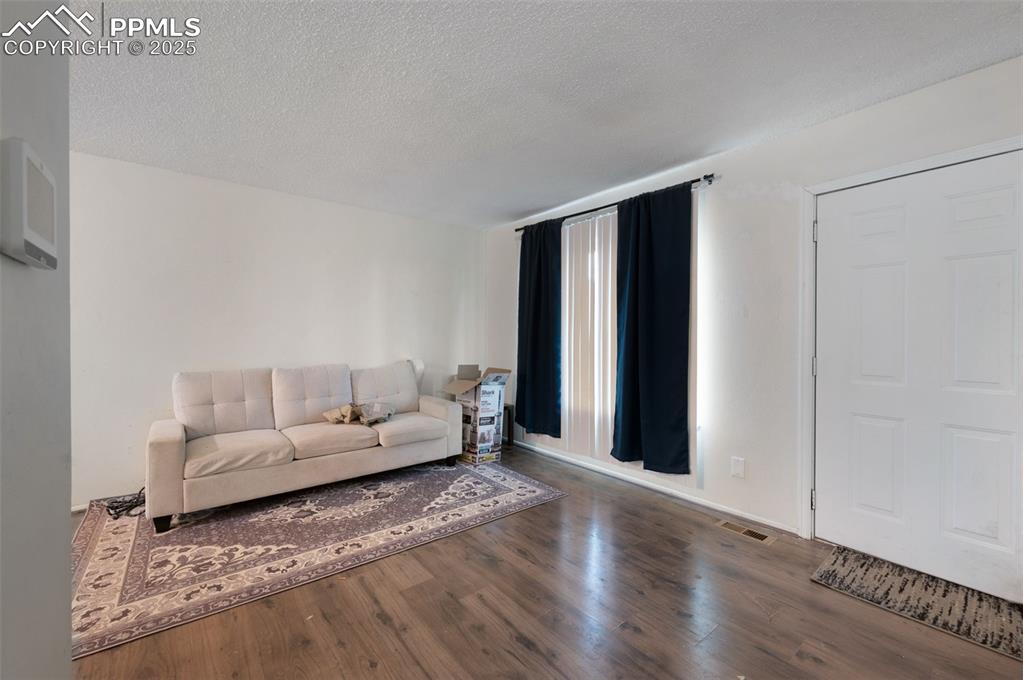 Image 8 of 20: Living Room