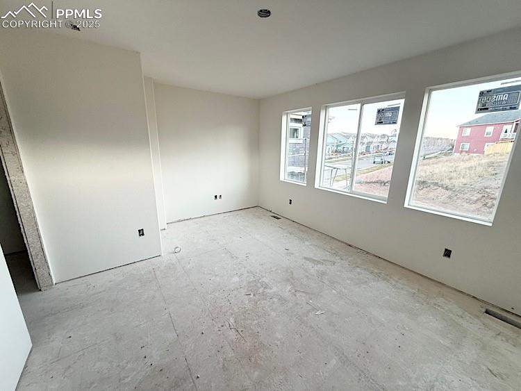 Image 16 of 29: Primary Suite with plush bathroom and walk-in closet, located on the upper 