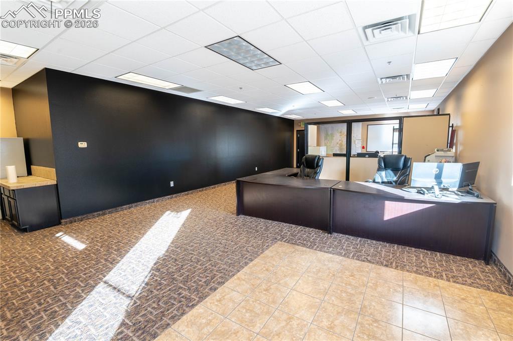 Image 10 of 24: Office