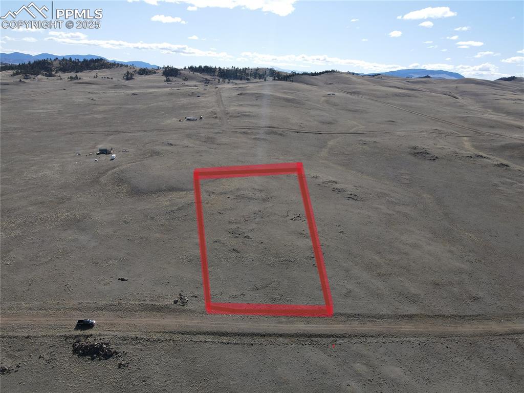 Image 9 of 10: Property Lines
are approximate and not a survey