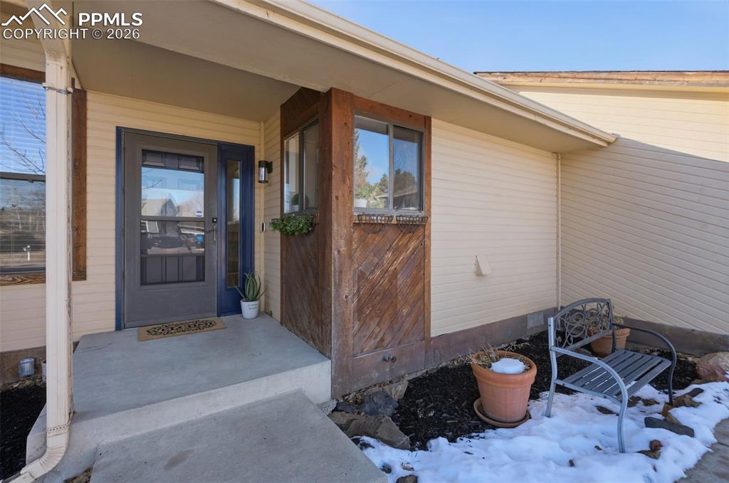 Image 3 of 42: Entry