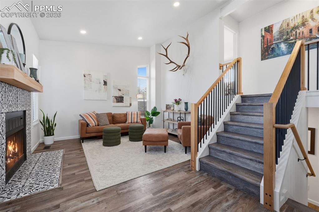 Image 5 of 42: Living Room