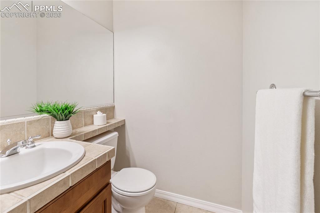 Image 17 of 40: Bathroom